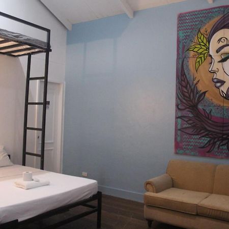 Baybayin Hostel - Pasay Close To Airport Kültér fotó